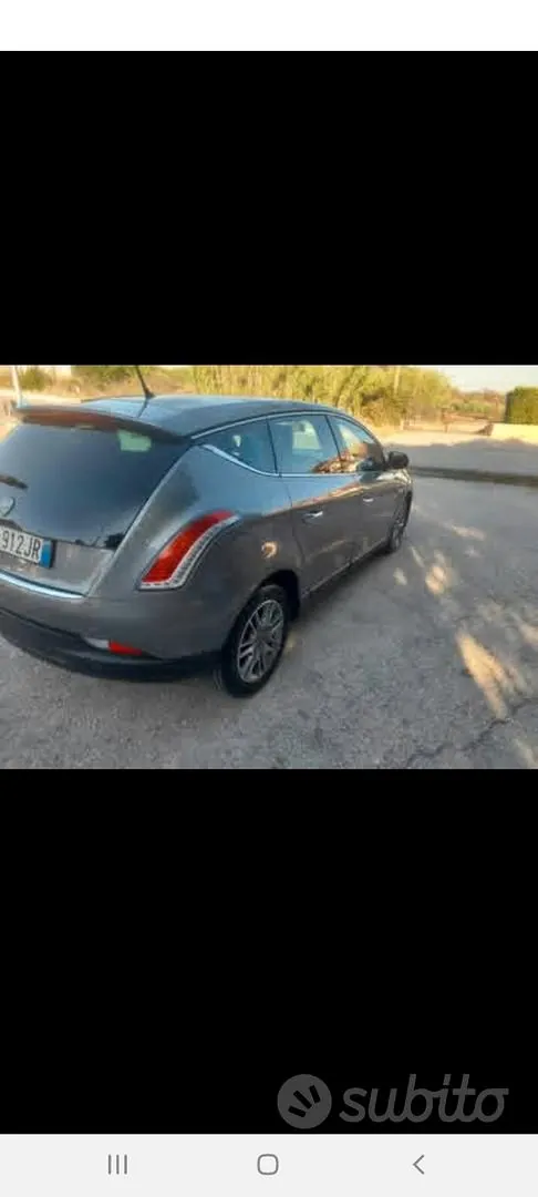 Lancia Delta 2010 photo 2