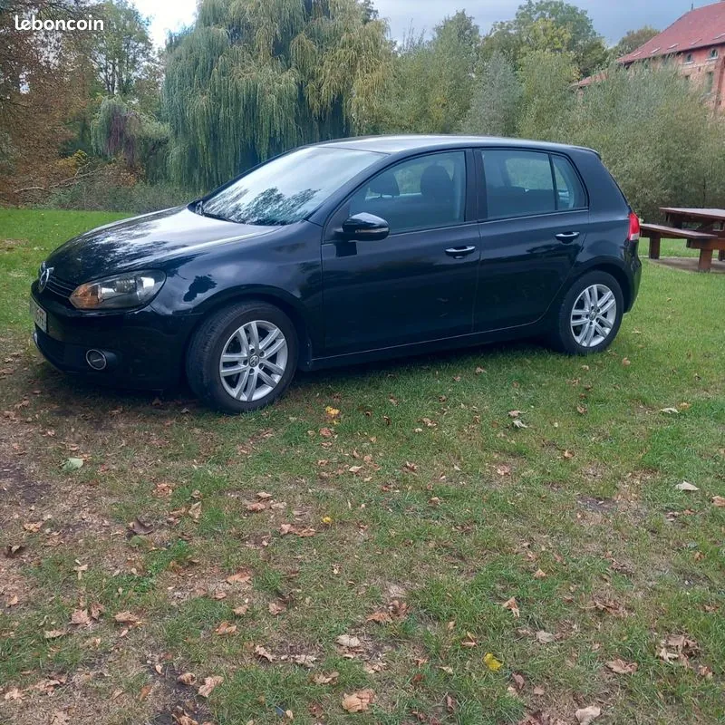 Volkswagen Golf 2012 photo 2