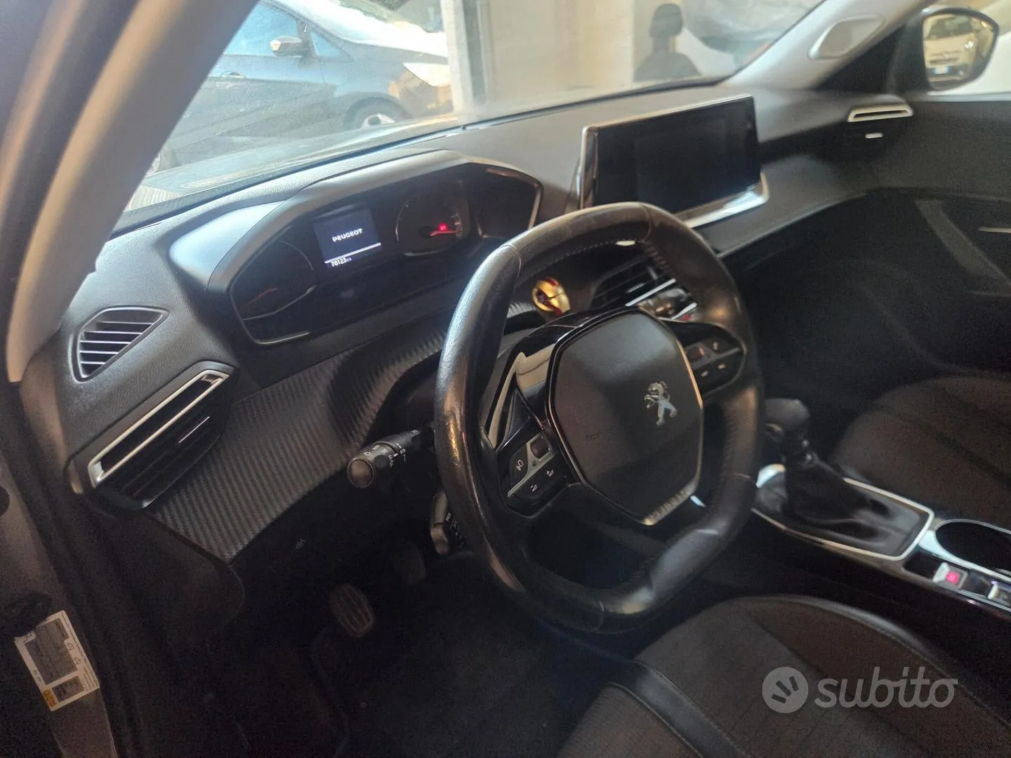 Peugeot 2008 2021 photo 5