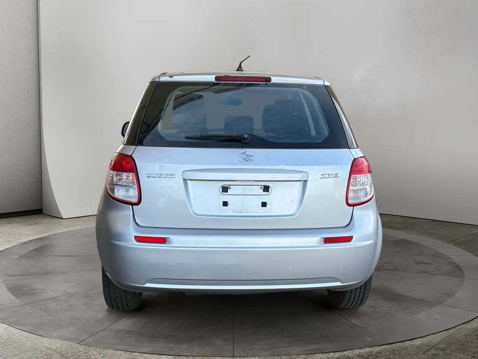 Suzuki Sx4 2011 photo 4