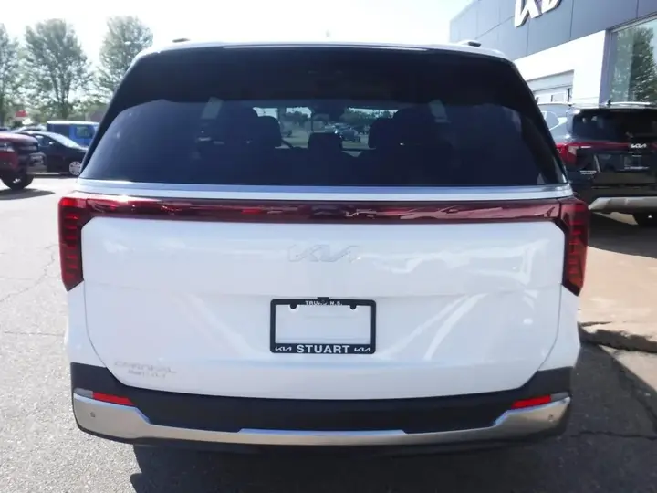 Kia Carnival 2025 photo 5