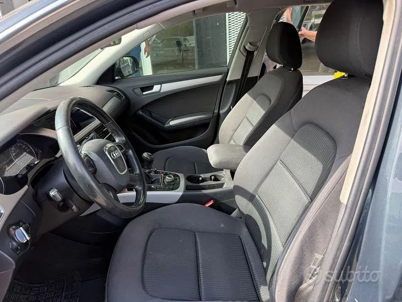Audi A4 Avant 2010 photo 4