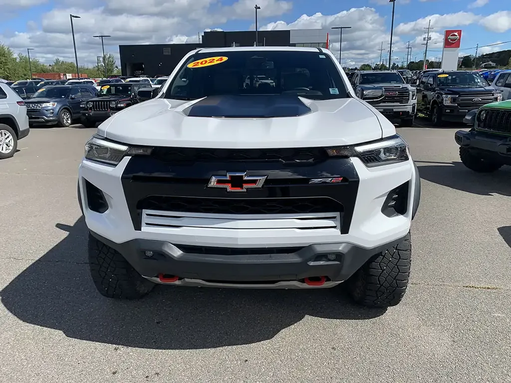 Chevrolet Colorado 2024 photo 2