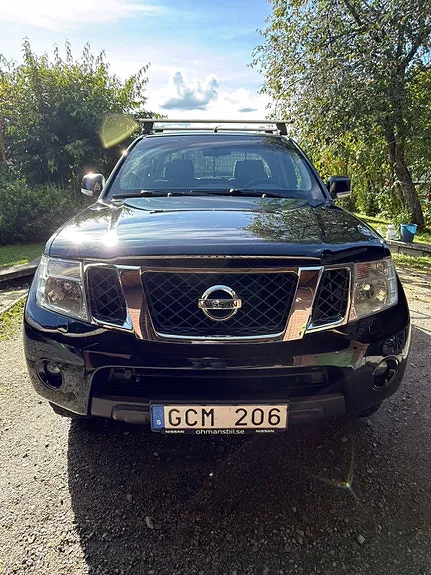 Nissan Navara 2011 photo 5