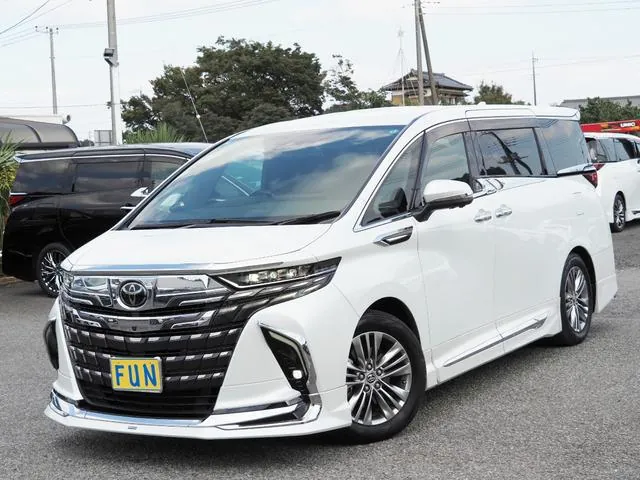 Toyota Alphard 2024 photo 4