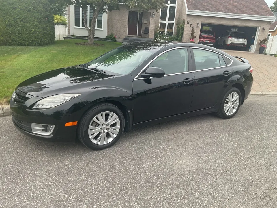 Mazda 6 2010 photo 2