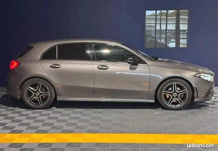 Mercedes-Benz A-Class 2018 photo 2