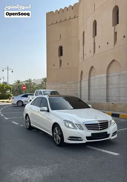 Mercedes-Benz E-Class 2011 photo 2