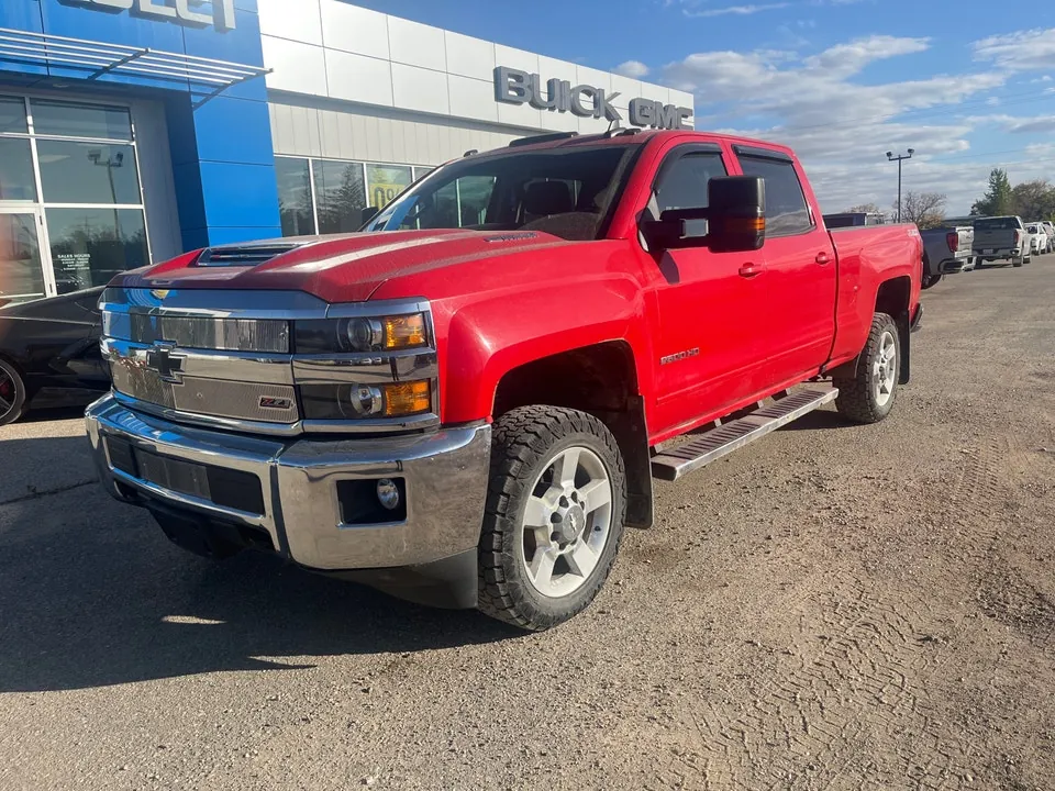 Chevrolet Silverado 2500 2017 photo 2