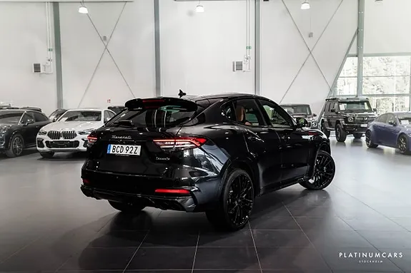 Maserati Levante 2024 photo 2