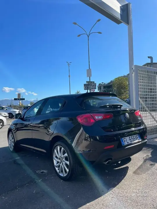 Alfa Romeo Giulietta 2018 photo 5