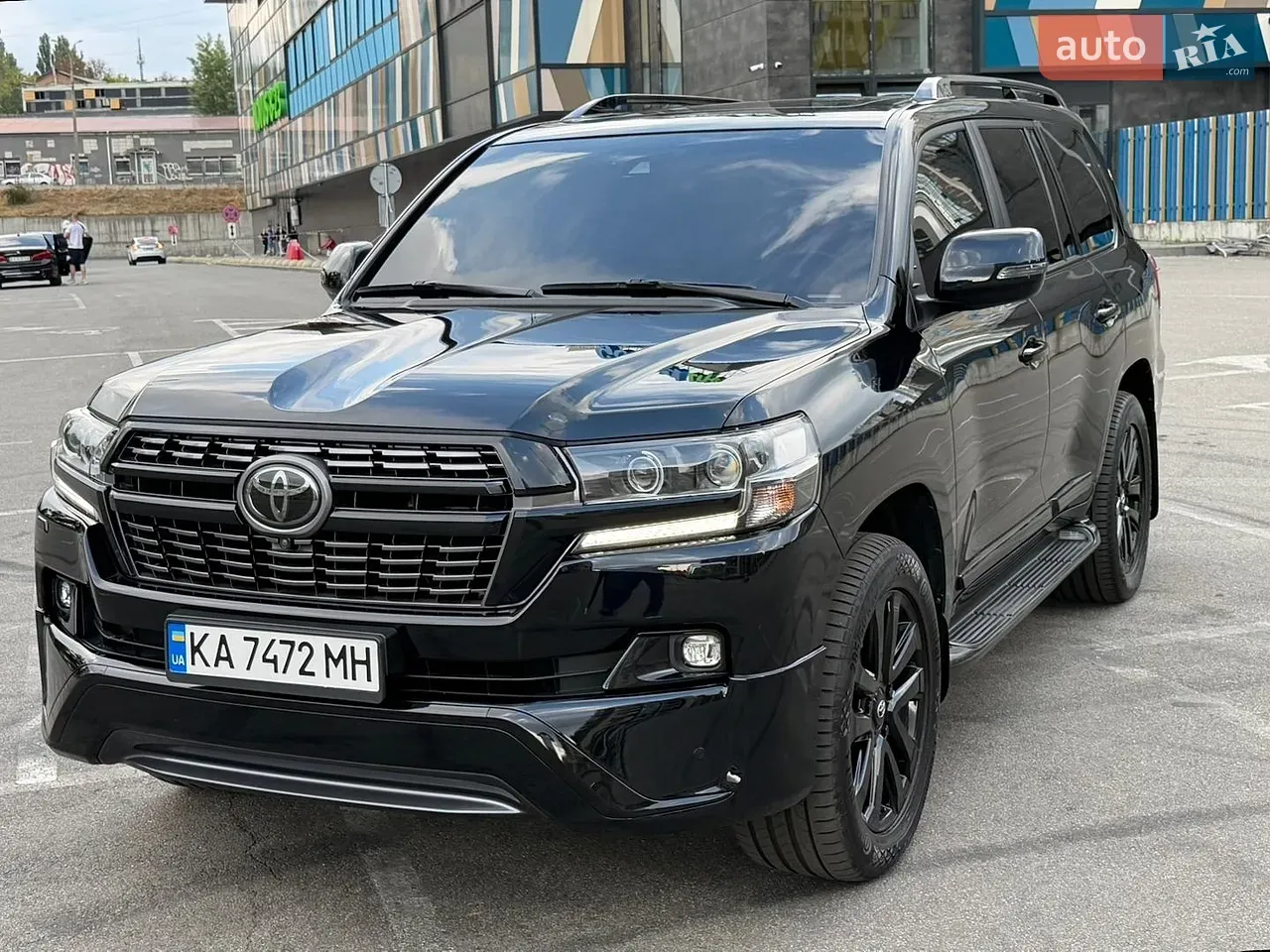 Toyota Land Cruiser 2017 photo 2