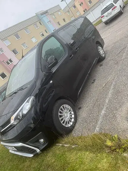 Toyota Proace Verso 2022 photo 2