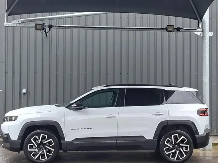 Jeep Compass 2026 photo 4