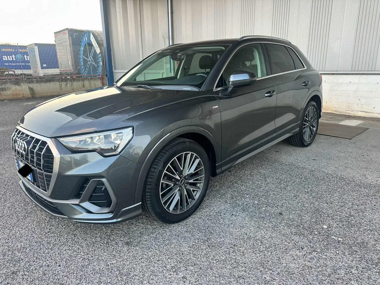 Audi Q3 2021 photo 3