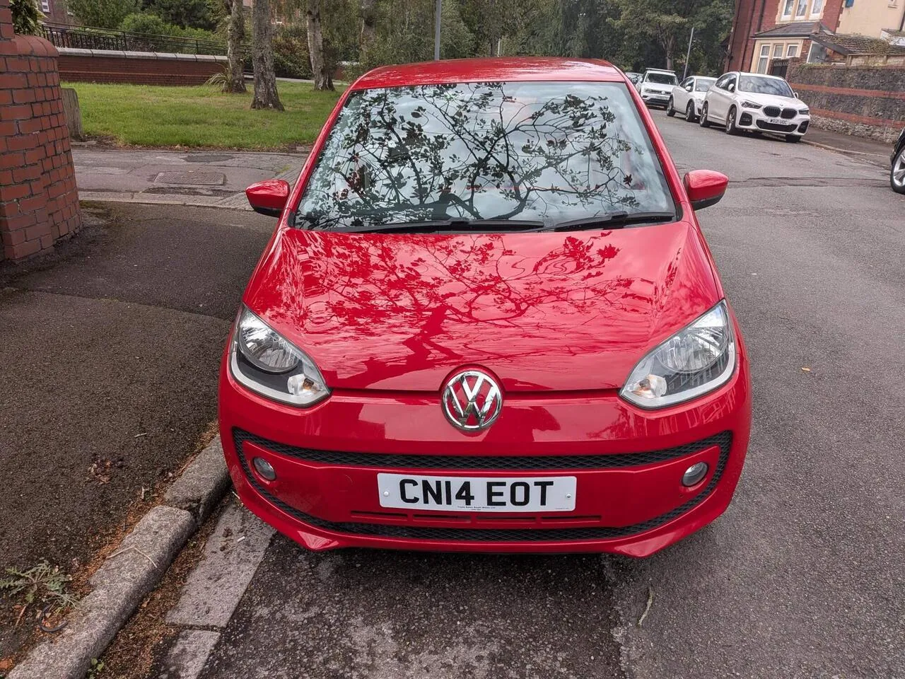 Volkswagen Up 2014 photo 2