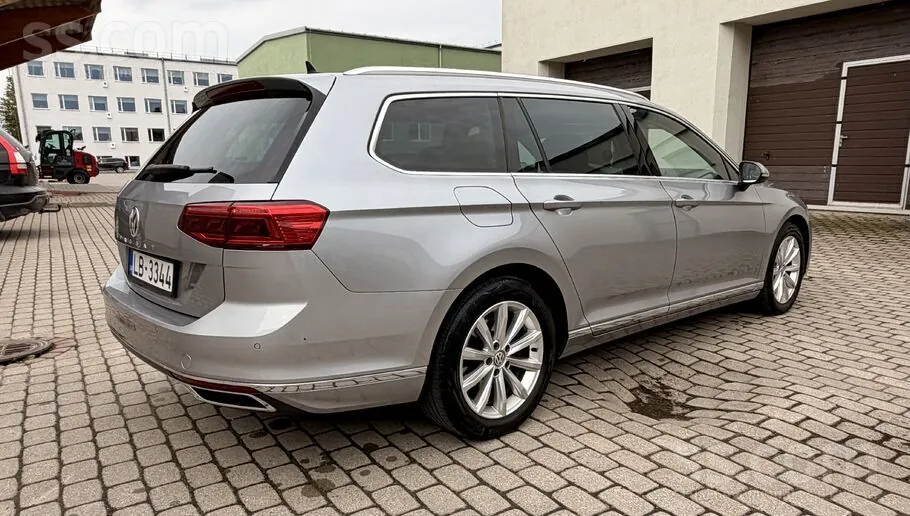 Volkswagen Passat 2020 photo 4