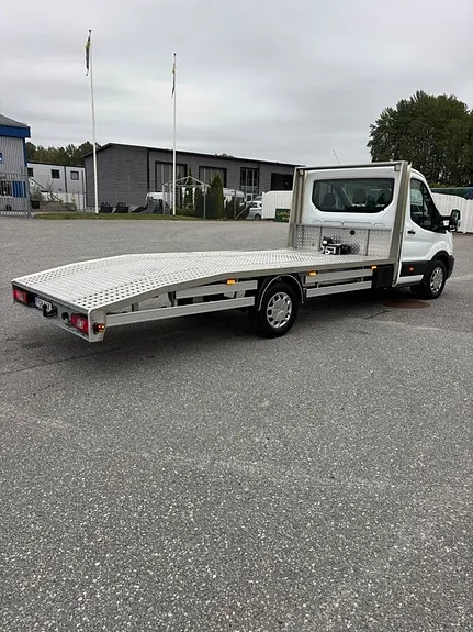 Ford Transit 2022 photo 2