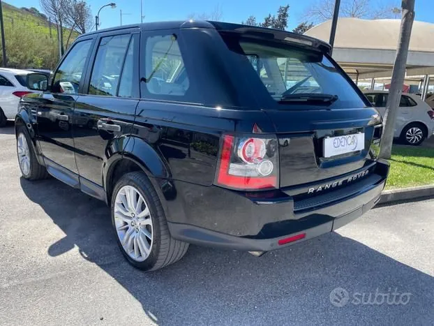 Land Rover Range Rover Sport 2010 photo 5