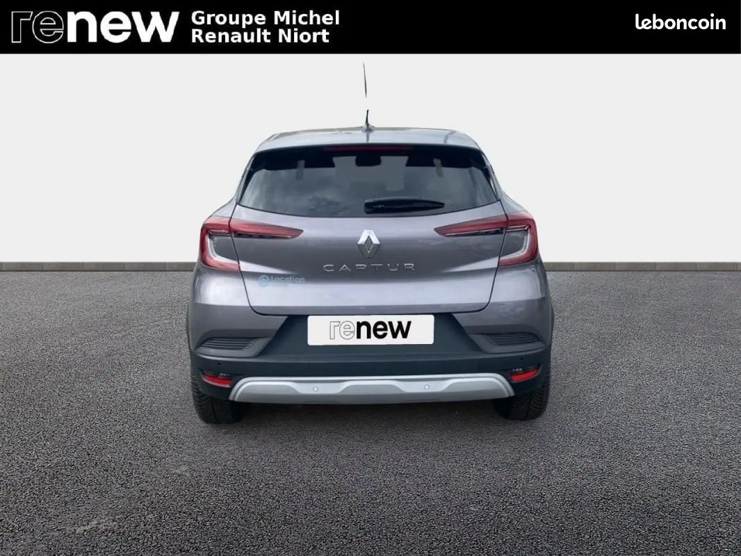 Renault Captur 2024 photo 3