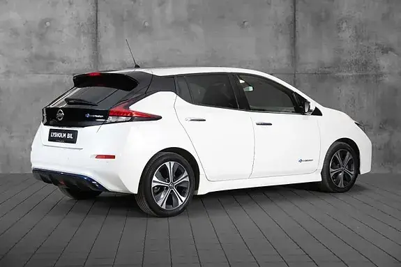 Nissan Leaf 2018 photo 4