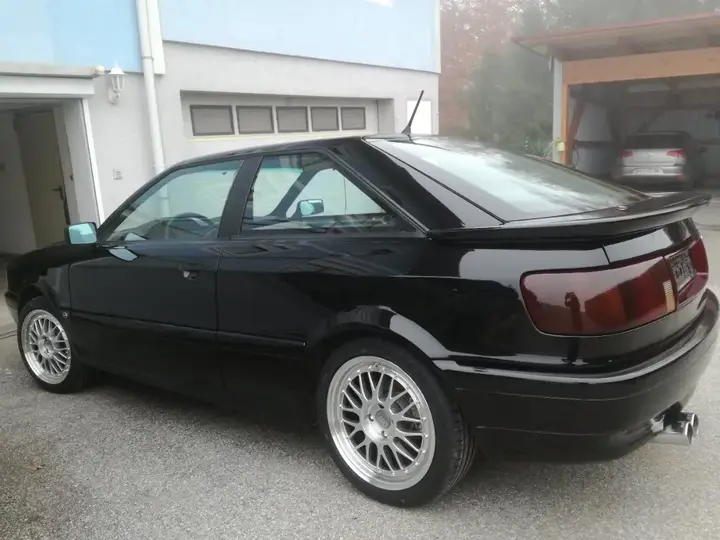 Audi 80