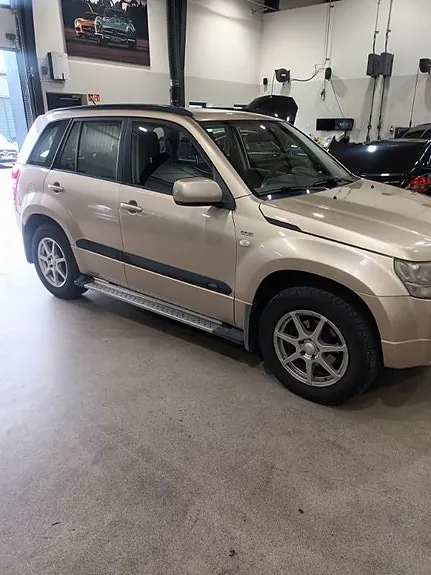 Suzuki Grand Vitara 2006 photo 2