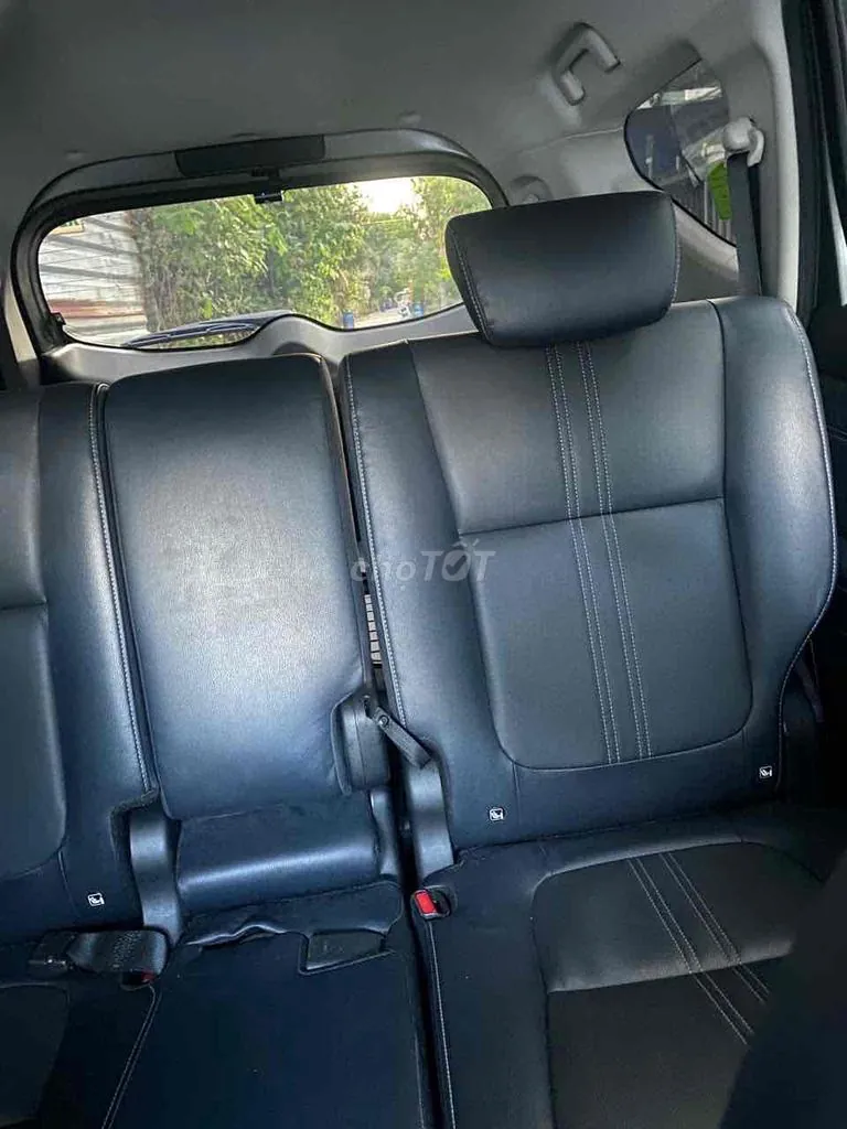 Mitsubishi Xpander Cross 2025 photo 2