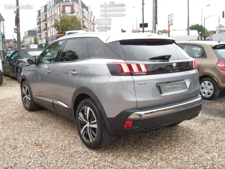 Peugeot 3008 2018 photo 4