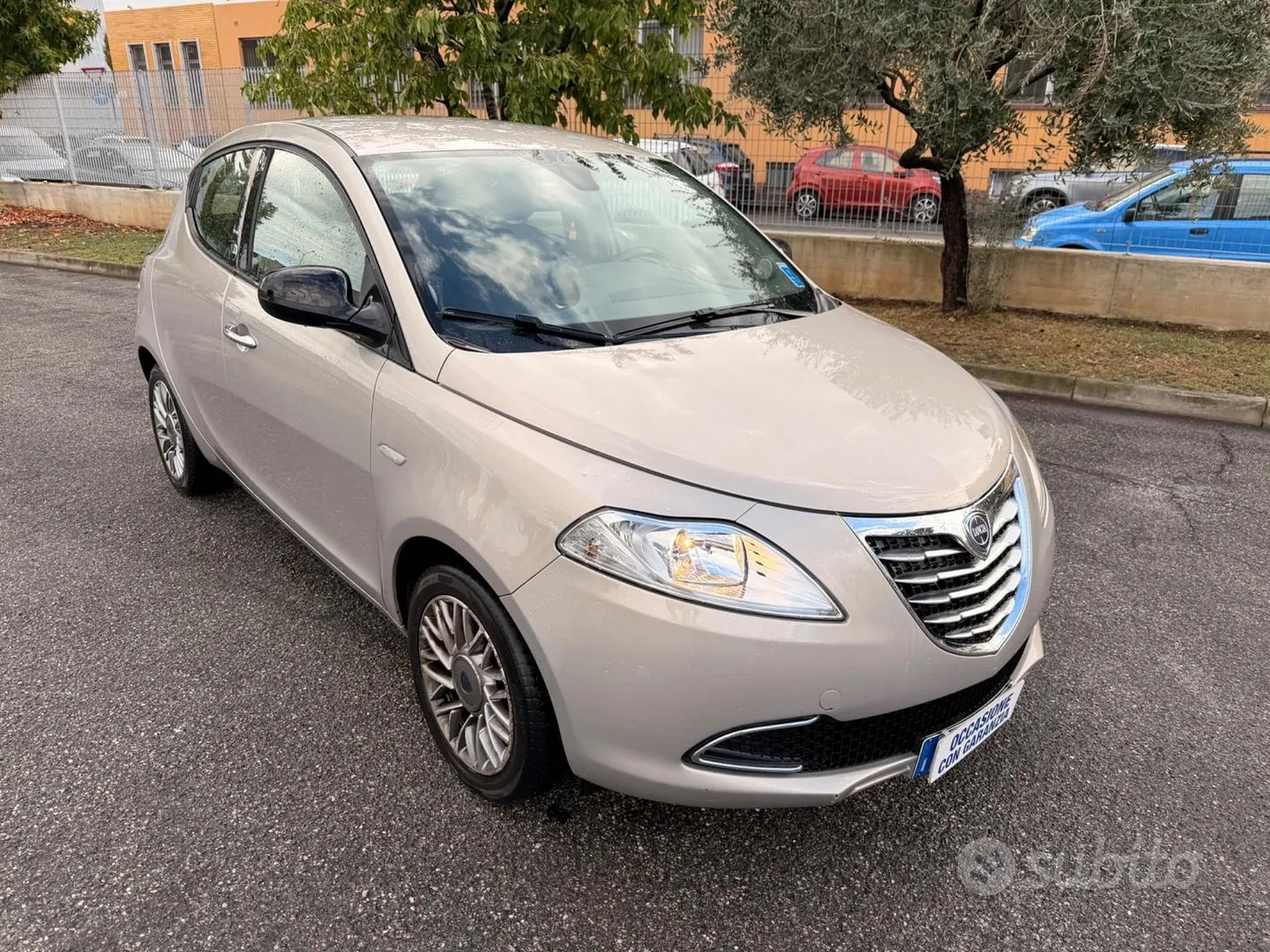 Lancia Ypsilon 2012 photo 2