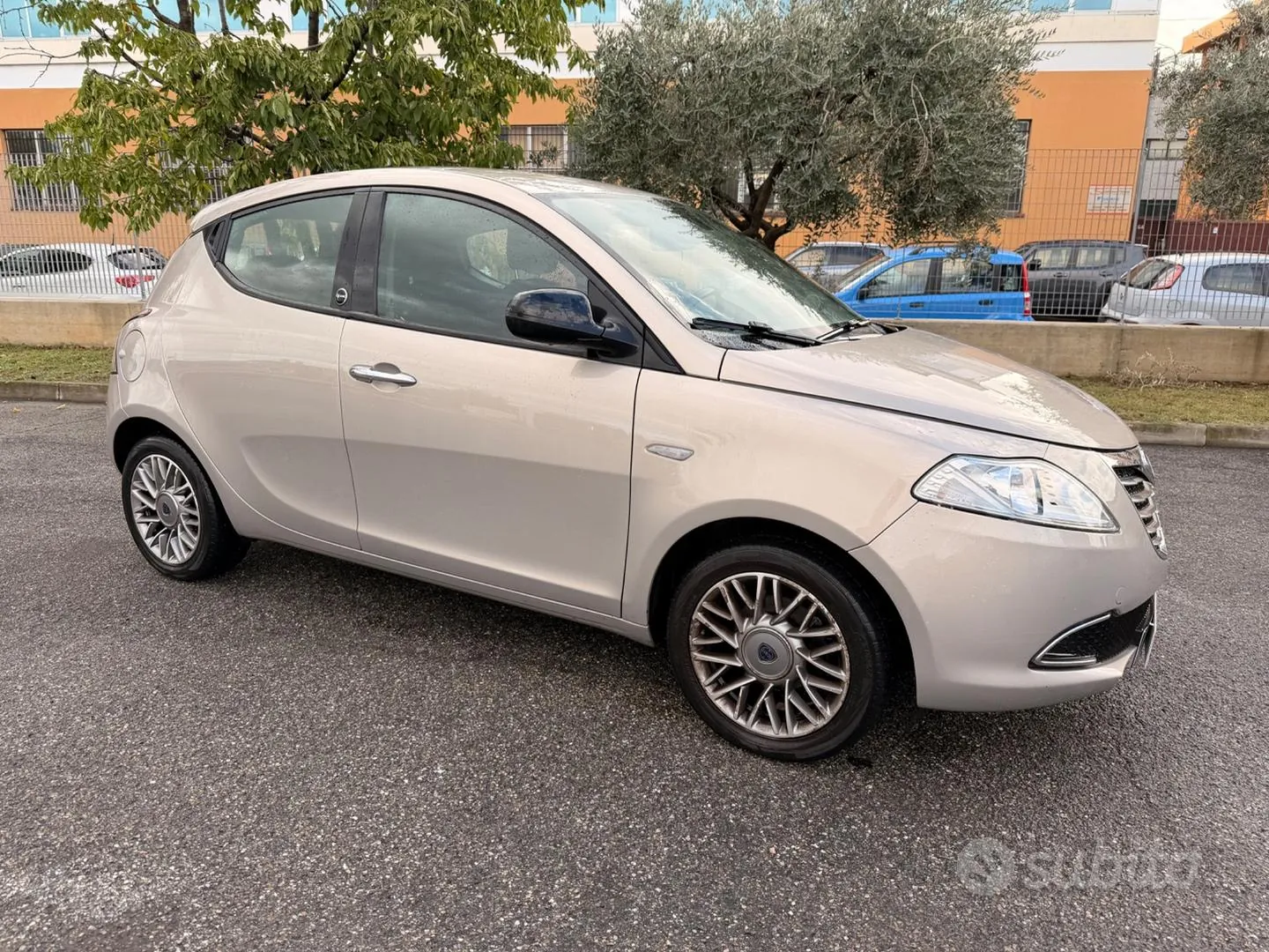 Lancia Ypsilon