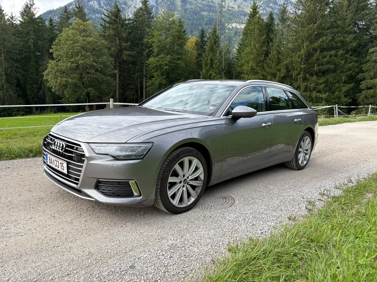 Audi A6 2022 photo 2