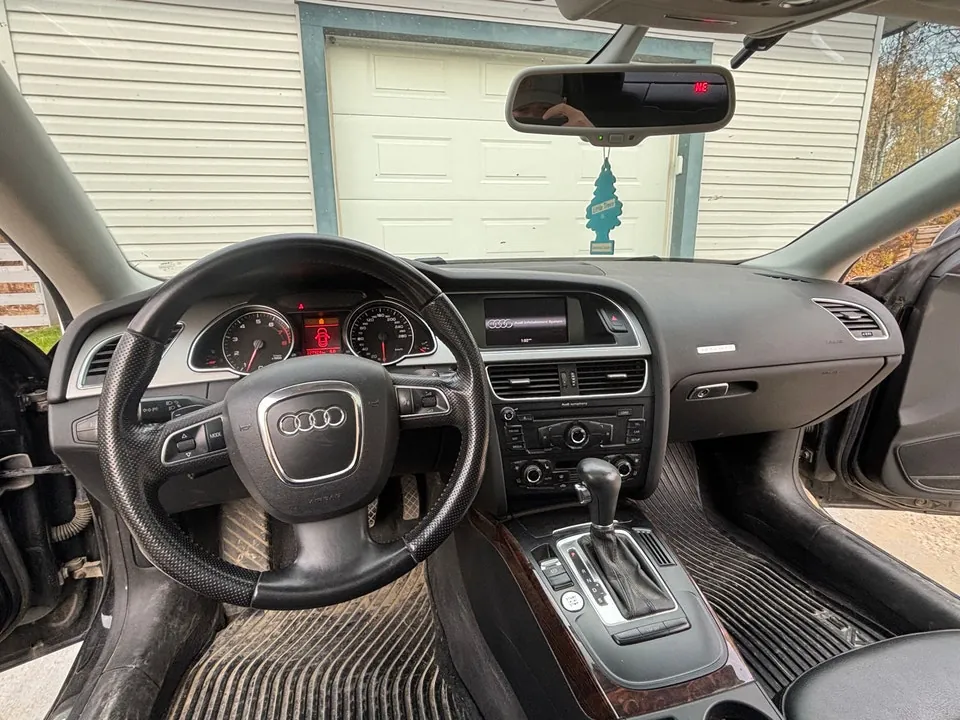 Audi A5 2010 photo 5