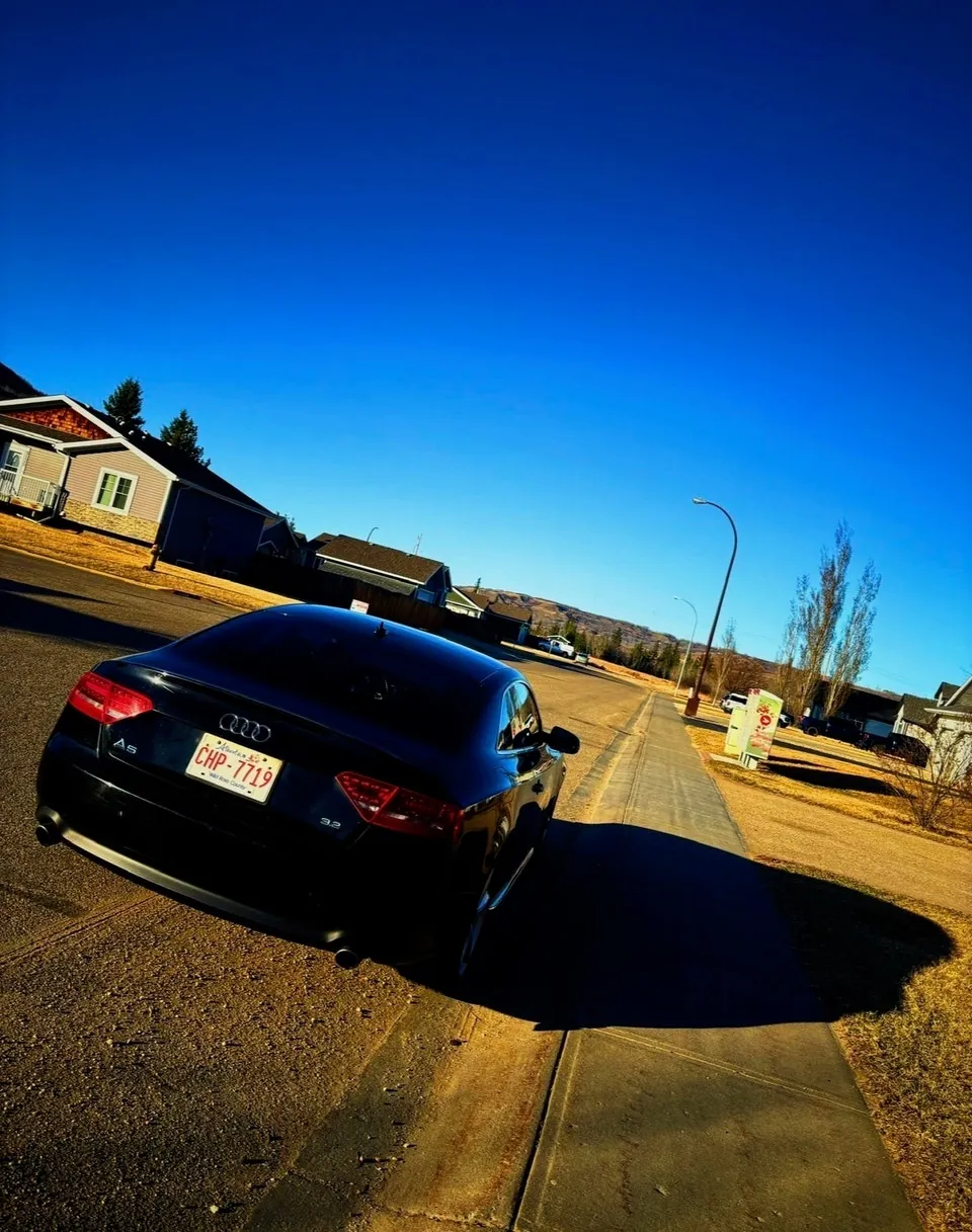 Audi A5 2010 photo 2