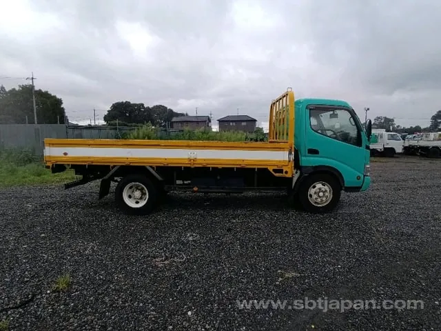 Hino Dutro 2007 photo 5