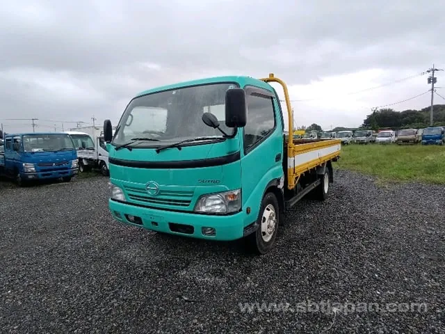 Hino Dutro 2007 photo 2