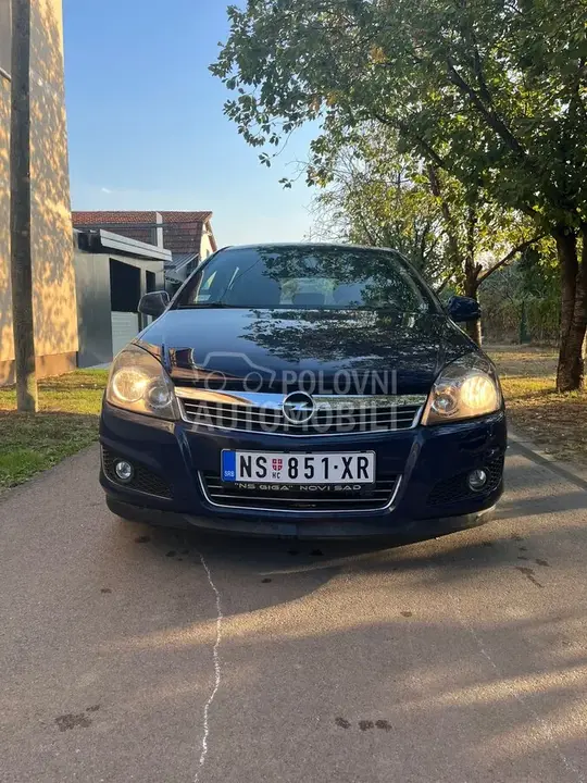 Opel Astra H