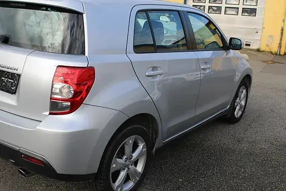 Toyota Urban Cruiser 2010 photo 5