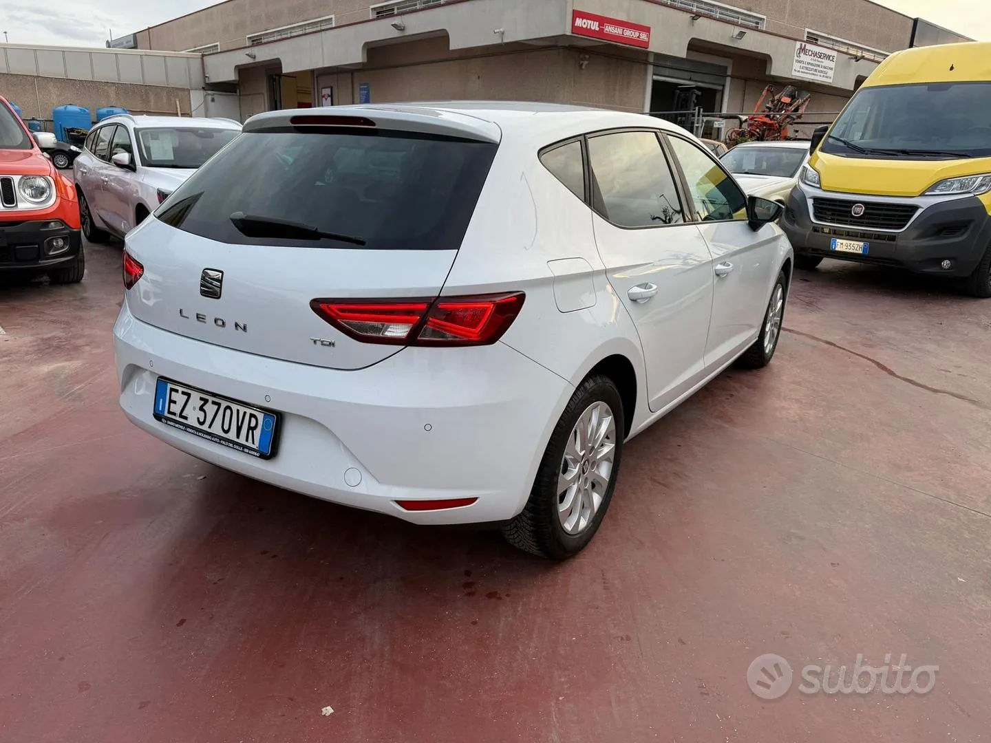 Seat Leon 2015 photo 2