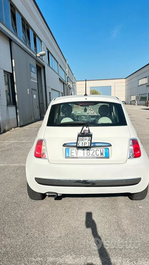 Fiat 500 2015 photo 2