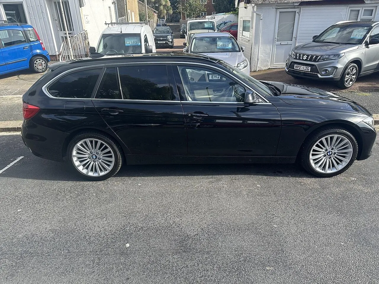 BMW 3 Series 2014 photo 2