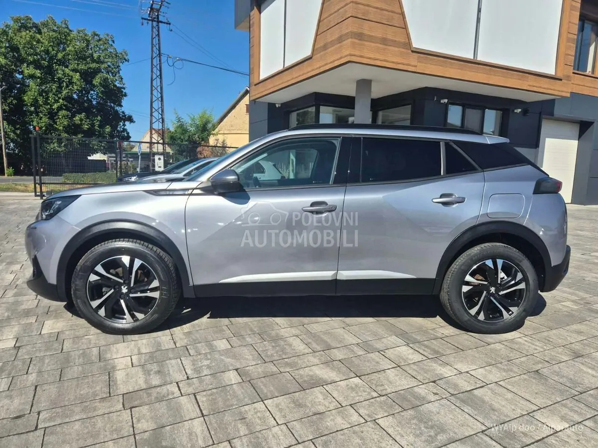 Peugeot 2008 2021 photo 2