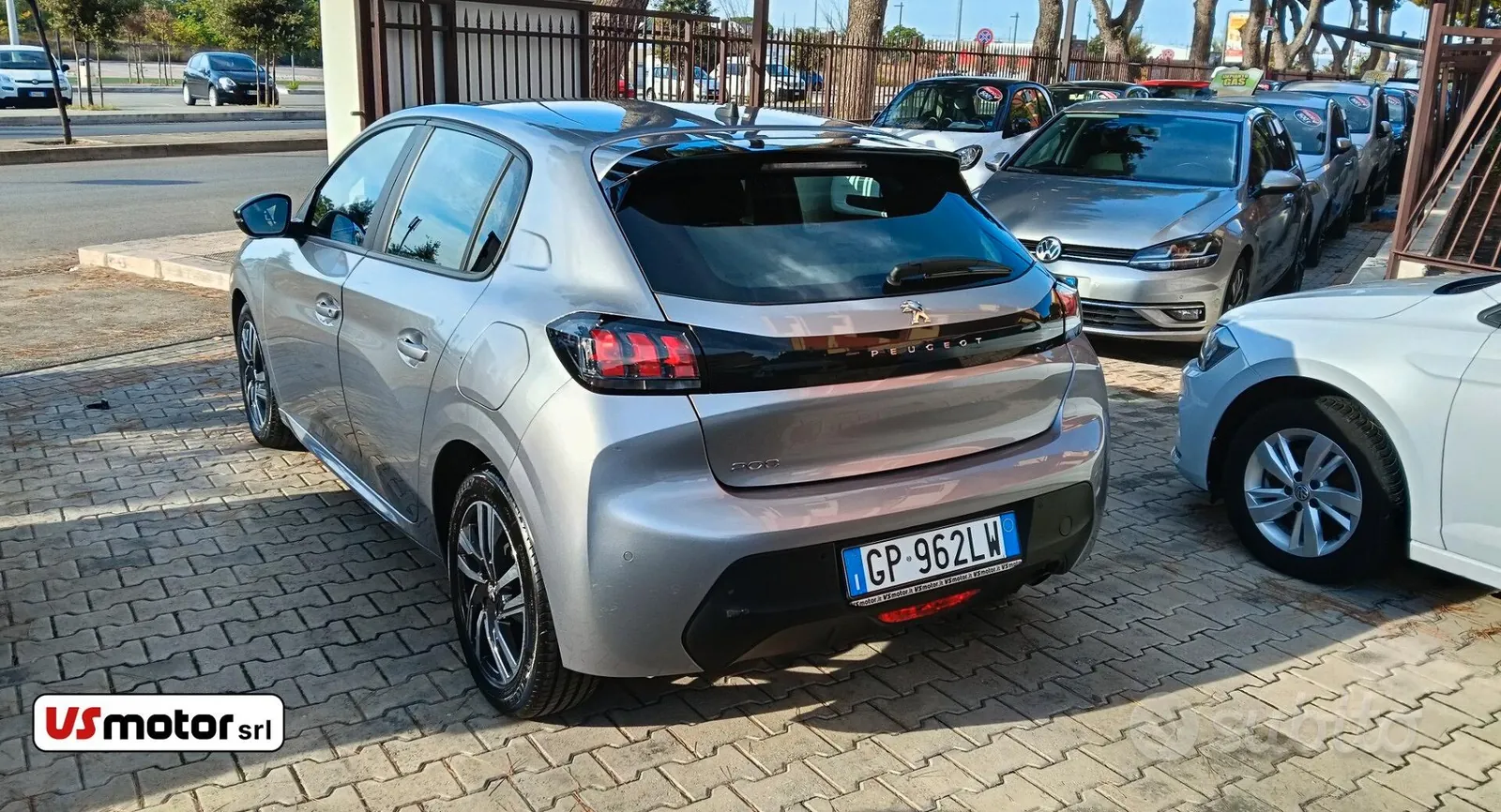 Peugeot 208 2023 photo 4
