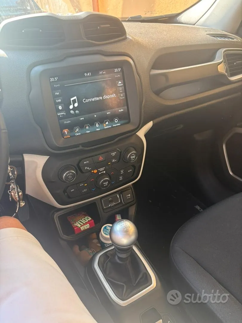 Jeep Renegade 2019 photo 4