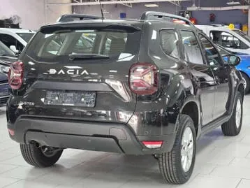 Dacia Duster 2023 photo 2