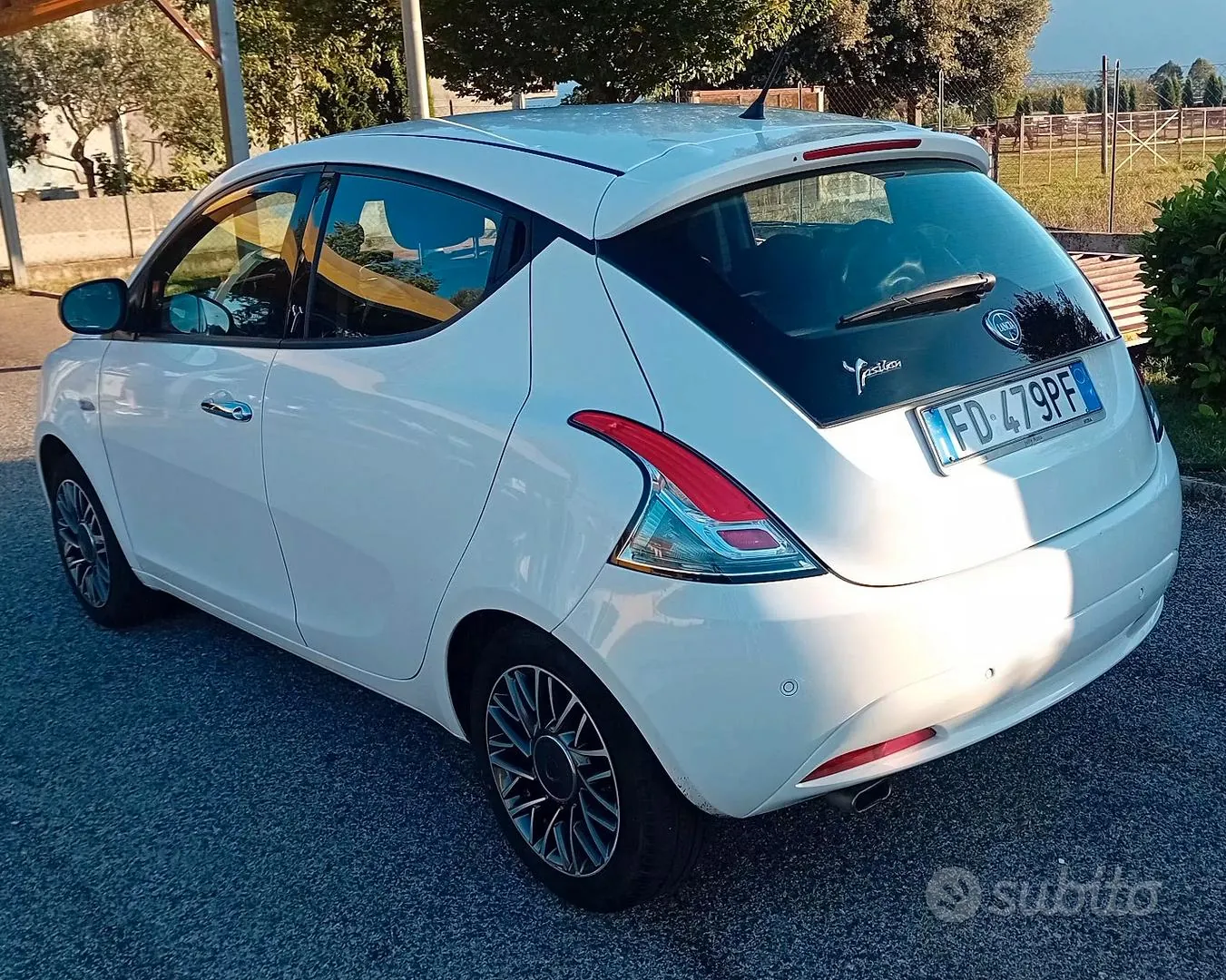 Lancia Ypsilon 2016 photo 3