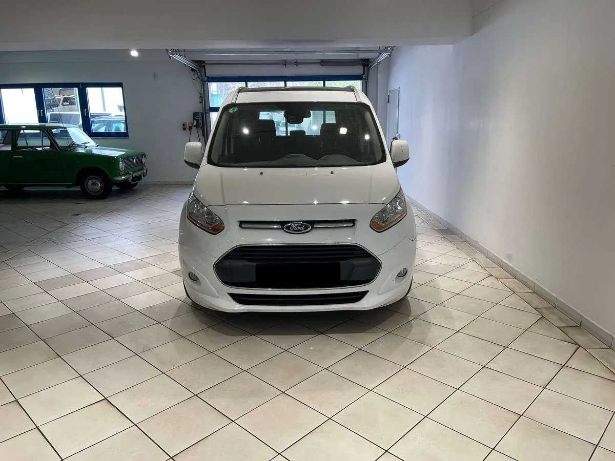 Ford Tourneo Connect 2015 photo 2