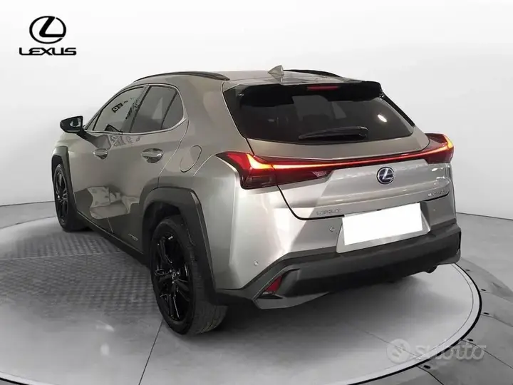Lexus Ux 2021 photo 4
