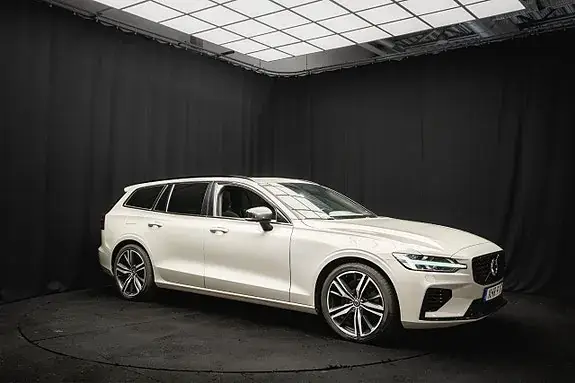 Volvo V60 2022 photo 5