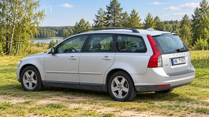 Volvo V50 2010 photo 4